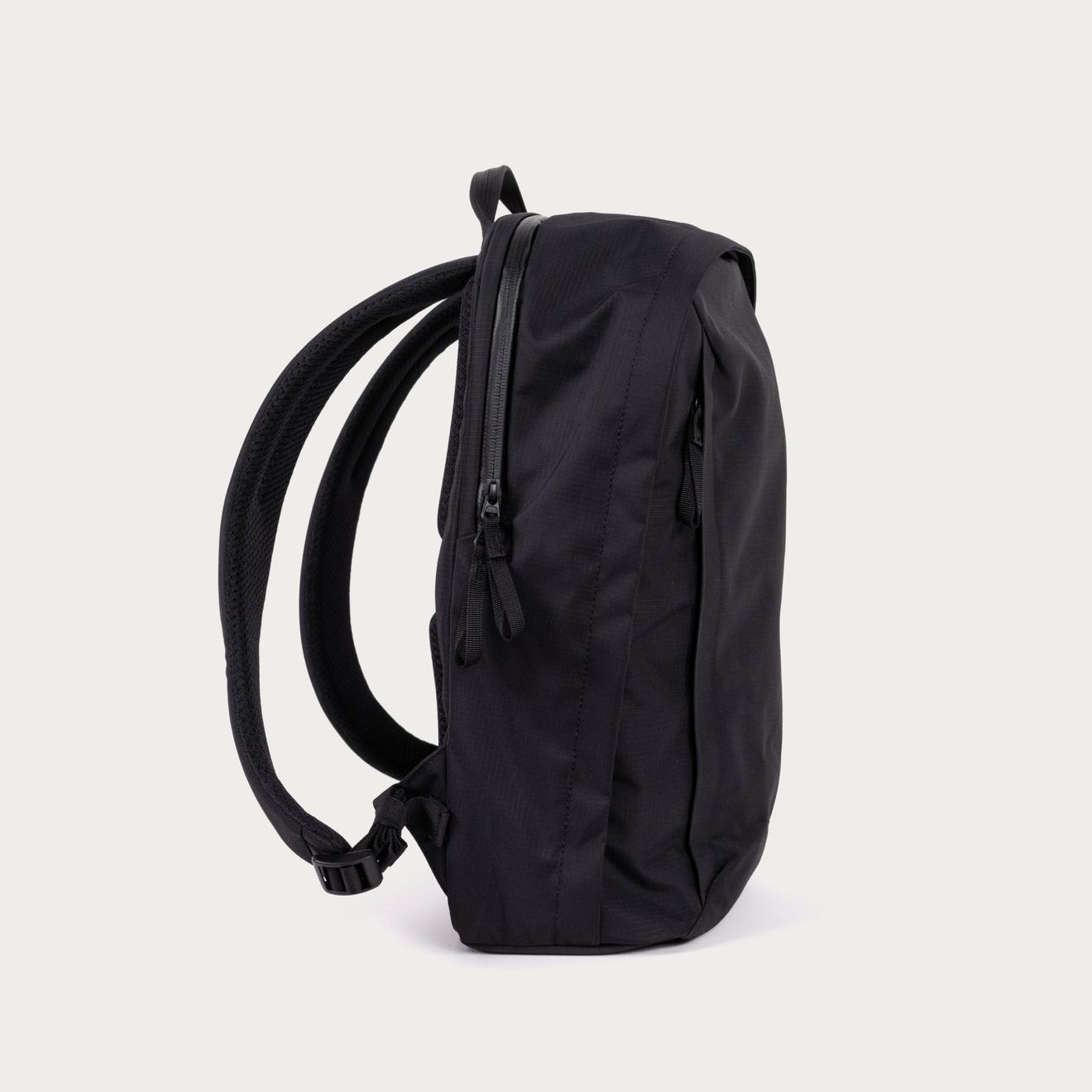 Everything Backpack 28L