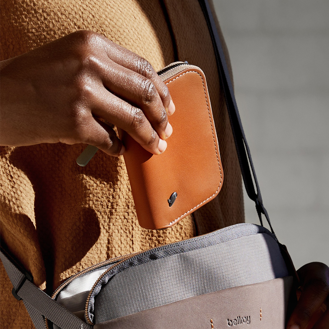 Bellroy Folio Mini | Unisex Leather Zip Wallet, Magnetic Pouch - Storming Gravity