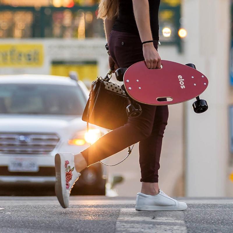 elos-skateboard-red