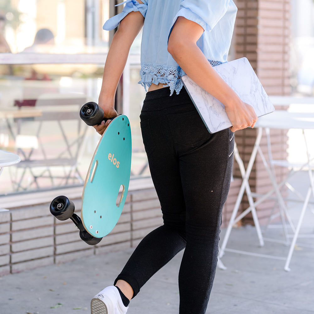 elos-skateboard-blue