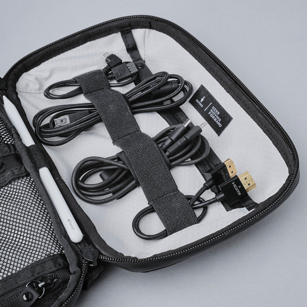 Alpaka Cable Case - Storming Gravity
