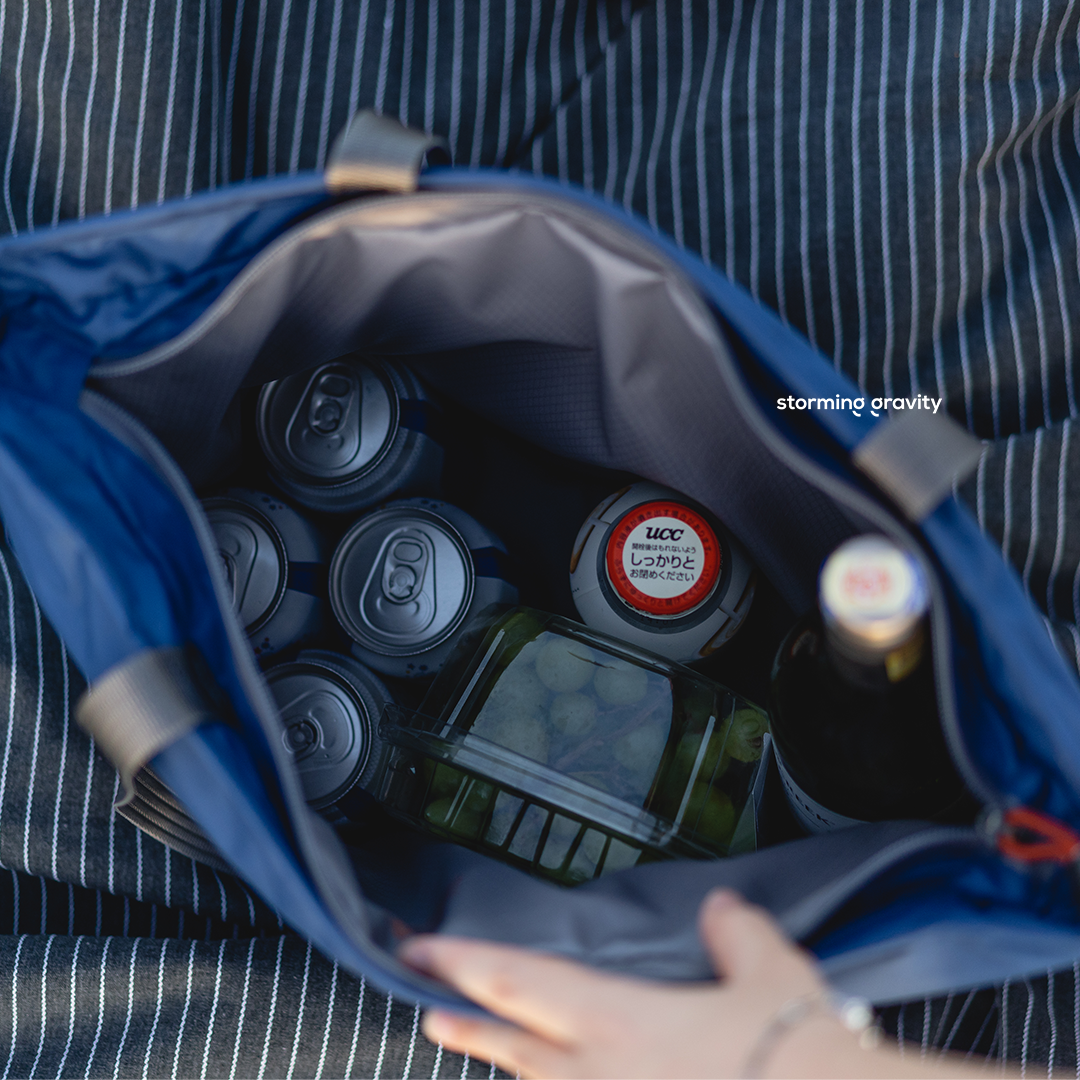Bellroy Cooler Tote | 3M Thinsulate Insulated Tote Bag - Storming Gravity