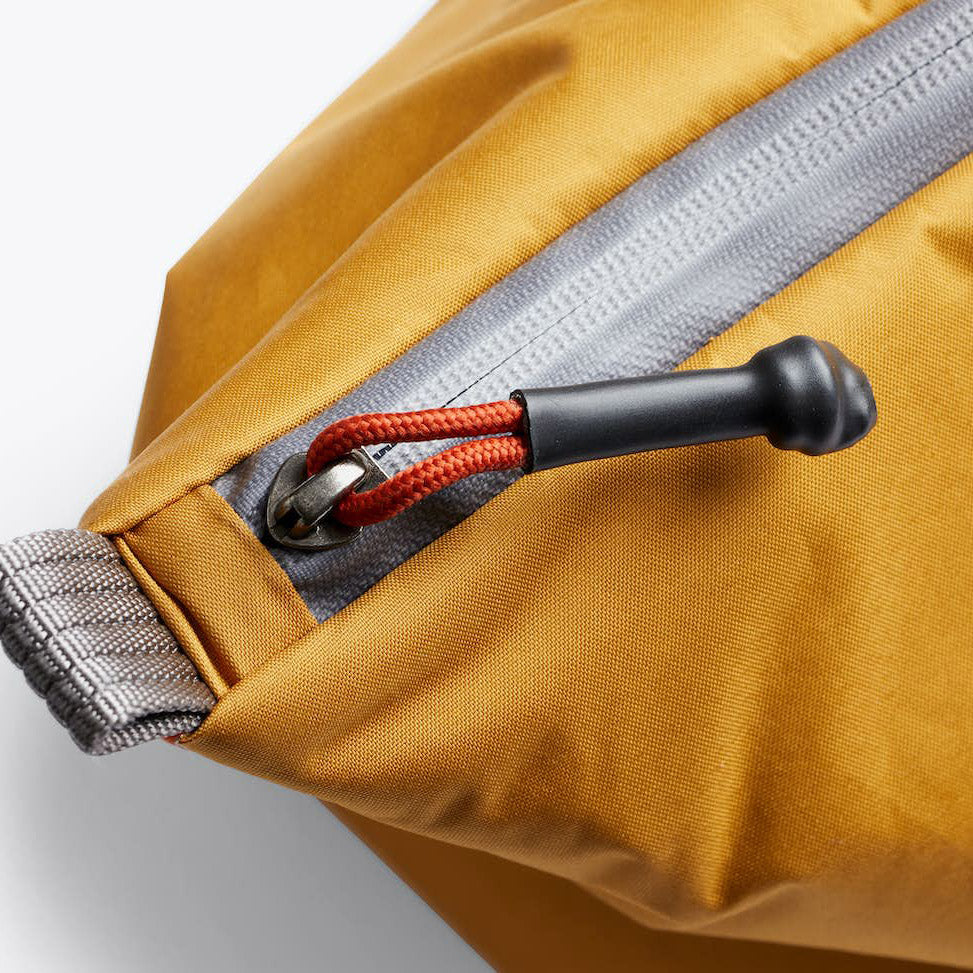 Bellroy Cooler Caddy | 3M Thinsulate Insulated Lunch & Drink Bag - Storming Gravity