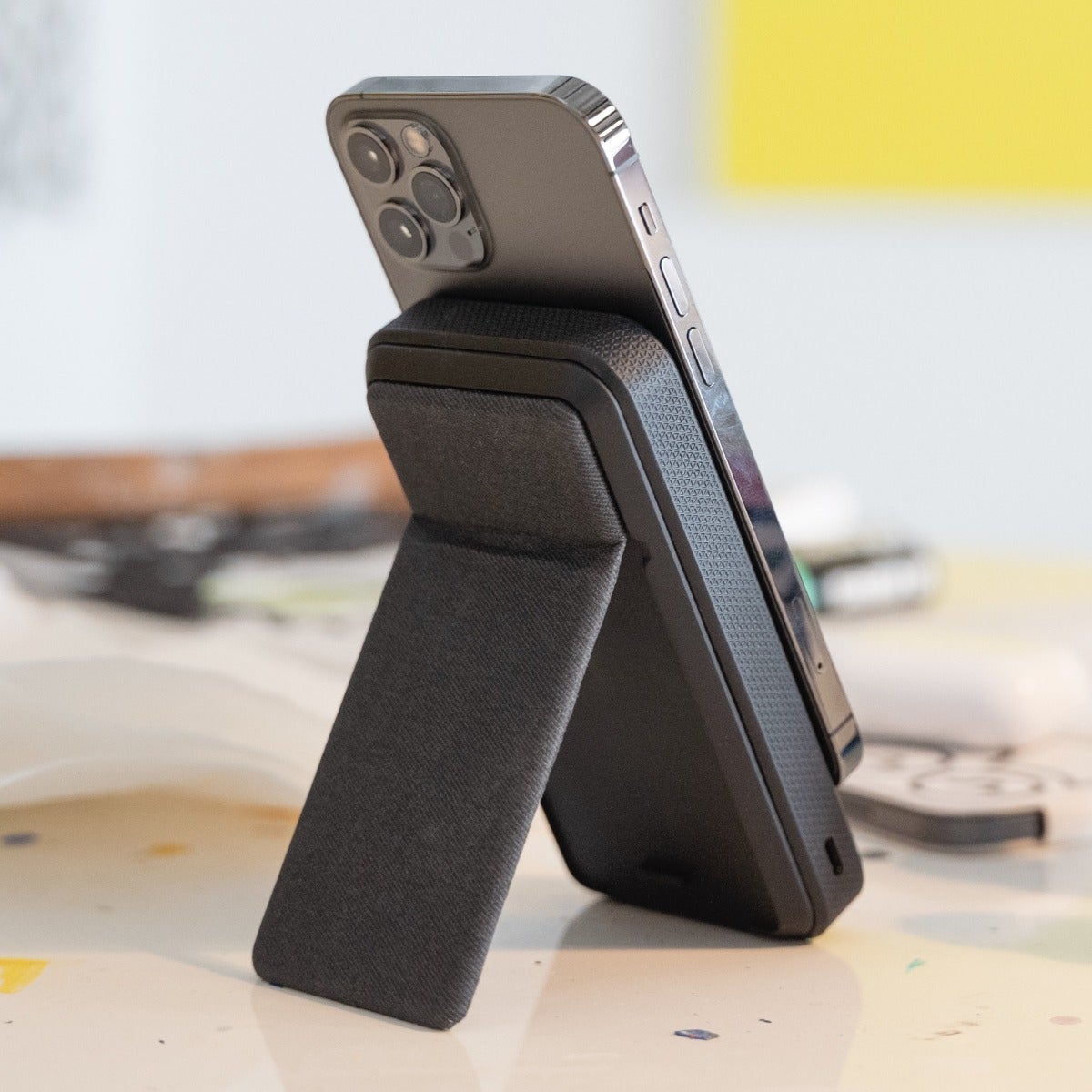 snap+ powerstation stand - Mophie (MagSafe Compatible) - Storming Gravity